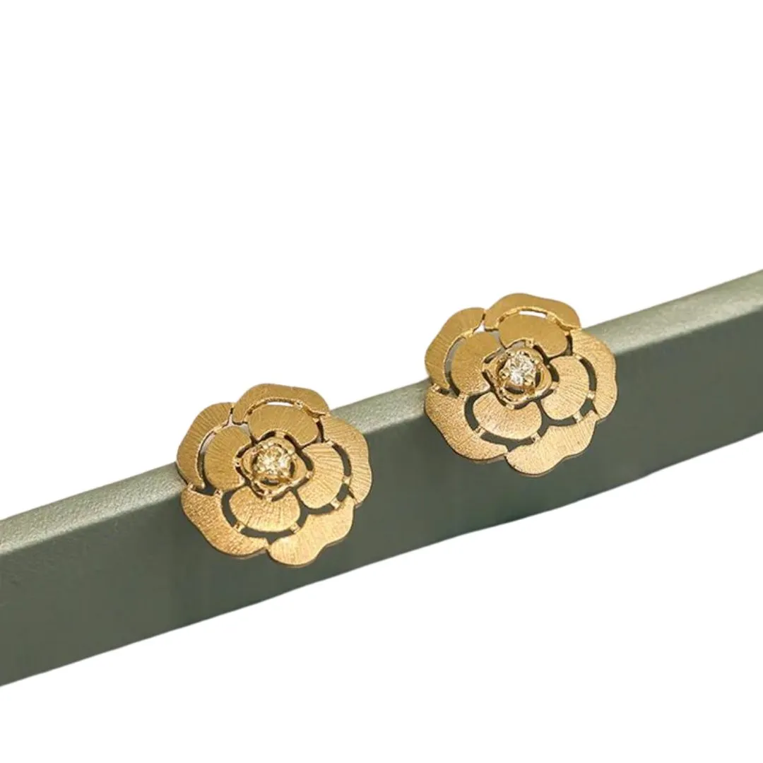 18k Yellow Gold Natural Diamond Camellia Earrings