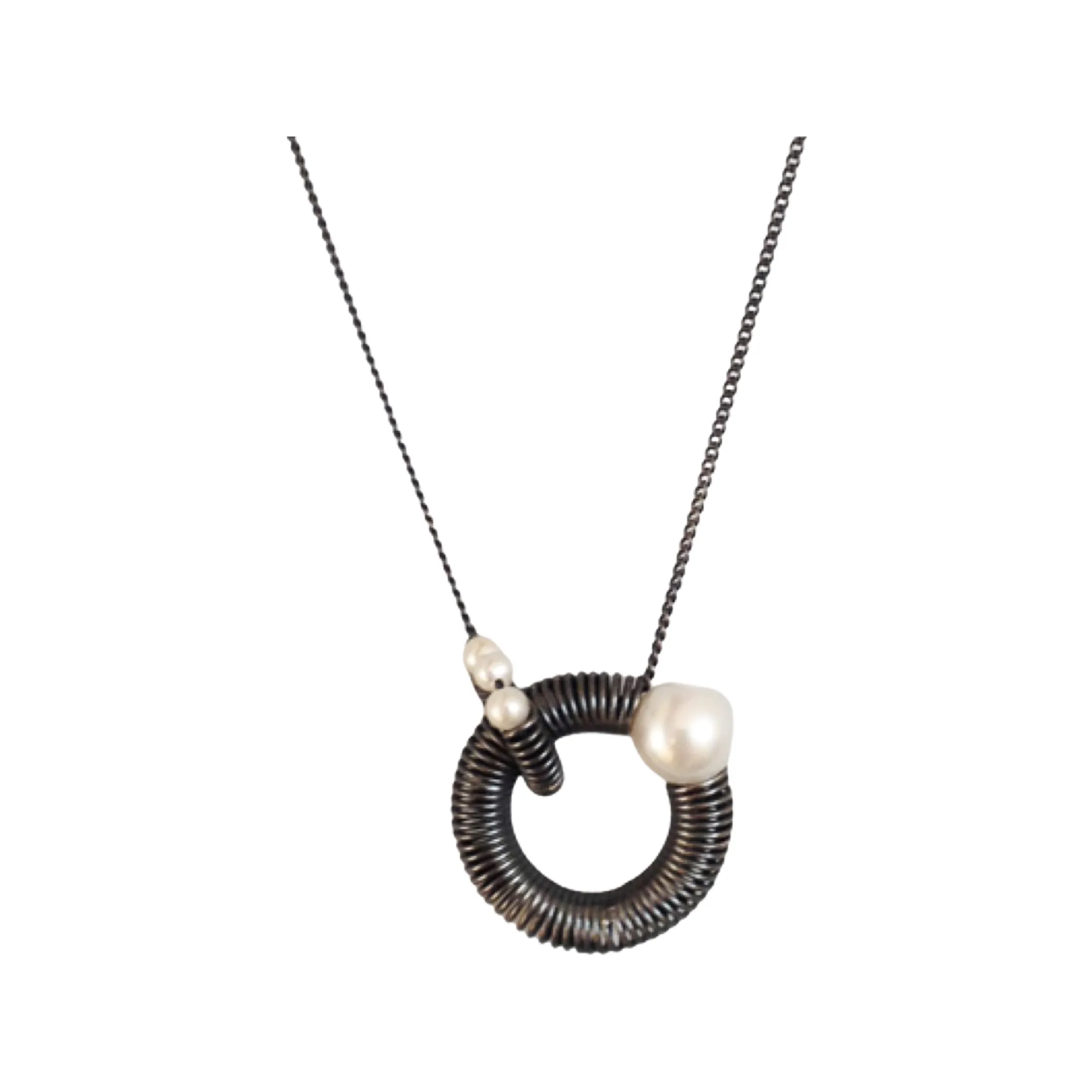 Interlocking Circles Pendant with Freshwater Pearls