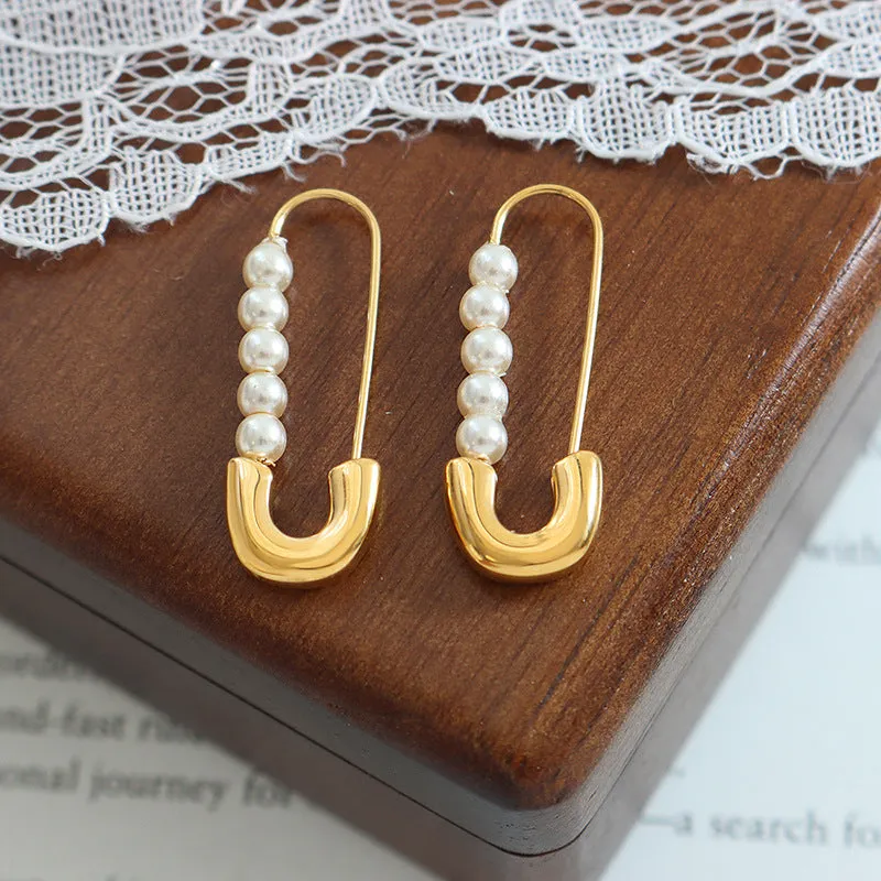 Luxurious 18K Gold Plated Pearl Stud Earrings in Retro European Style