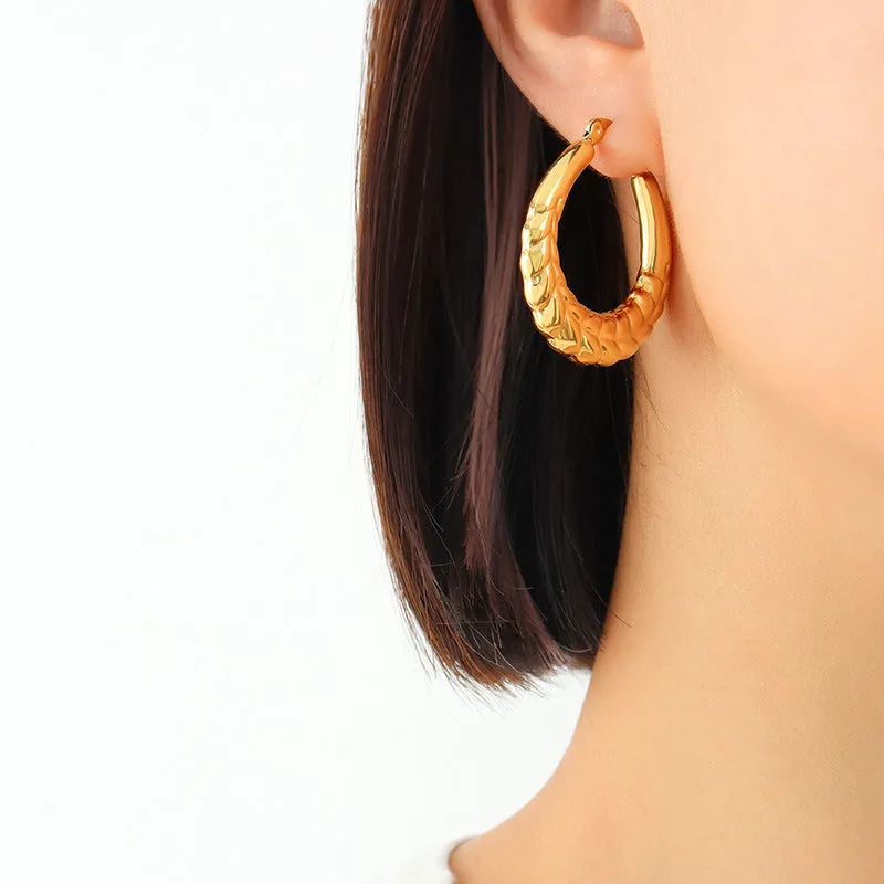 Luxurious 18k Gold Plated U-Shaped Geometric Earrings for Women