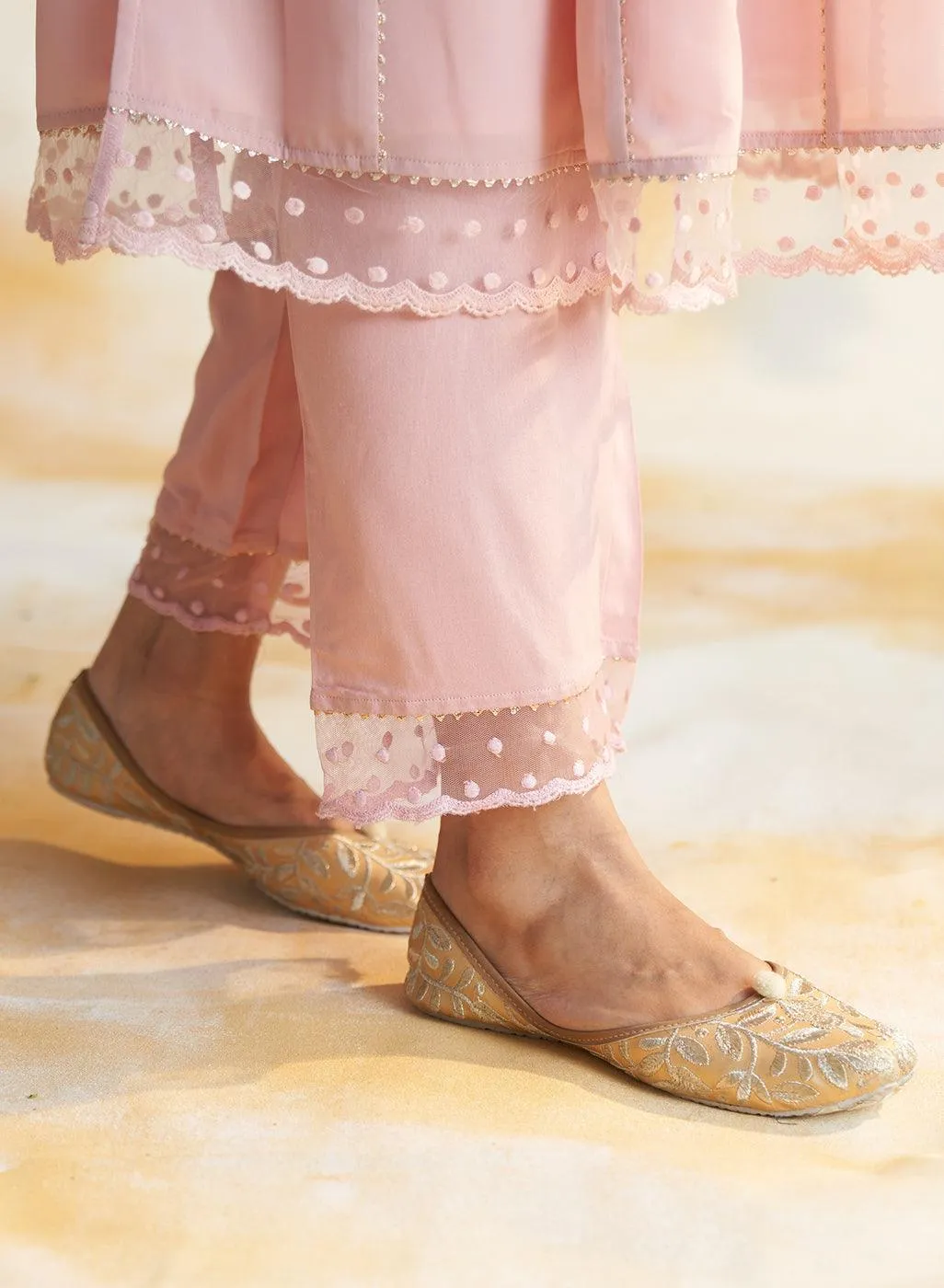 Pink  Kurta Set With Chain Stitch Embroidery